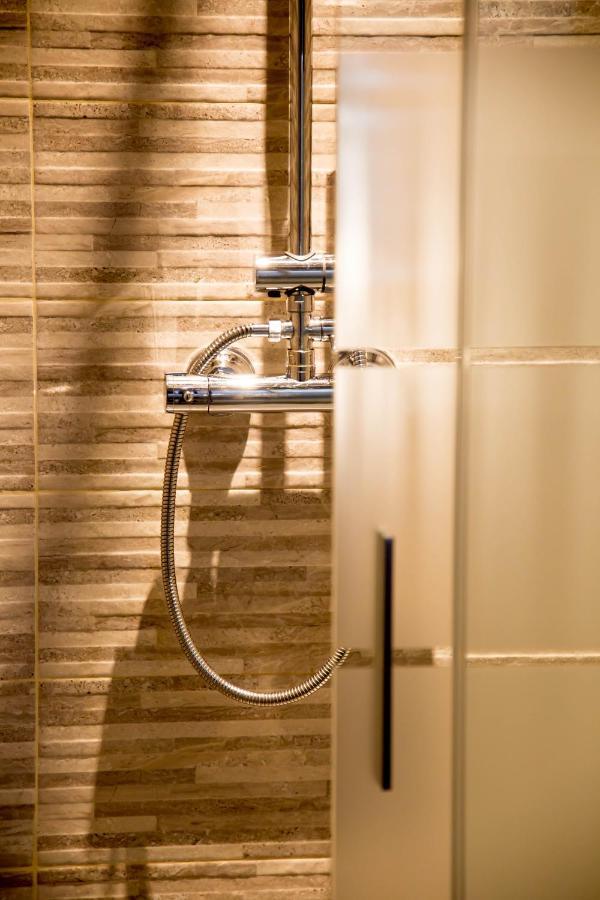 "Here" Mini Loft อาลเกโร ภายนอก รูปภาพ